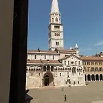 Domus Tua Bed & Breakfast Modena