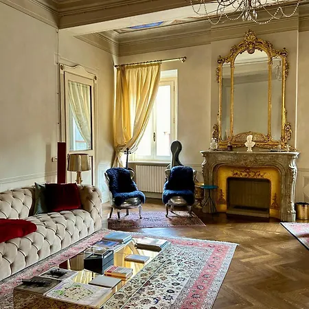 לינה וארוחת בוקר Domus Tua מודנה