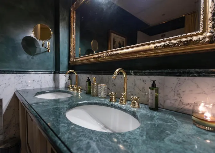 Domus Tua Bed & Breakfast